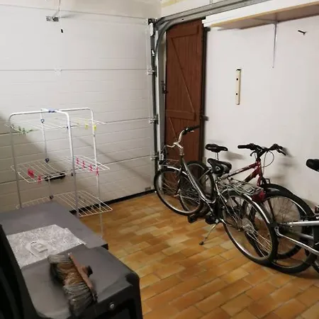 Maison De * 아르젤레쉬르메르